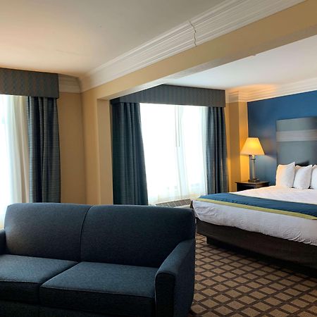 Comfort Inn Saint Paul East Oakdale Buitenkant foto