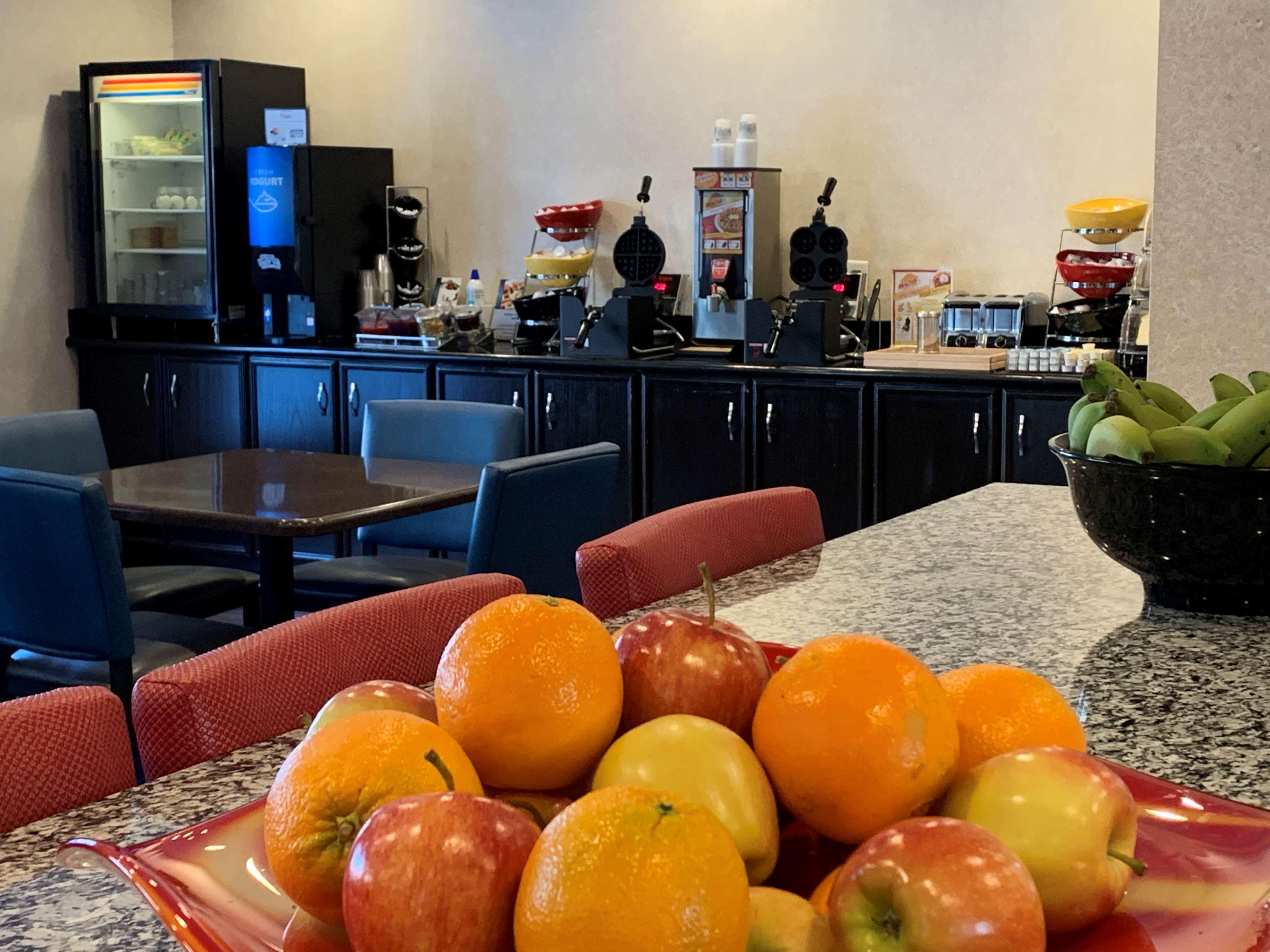 Comfort Inn Saint Paul East Oakdale Buitenkant foto
