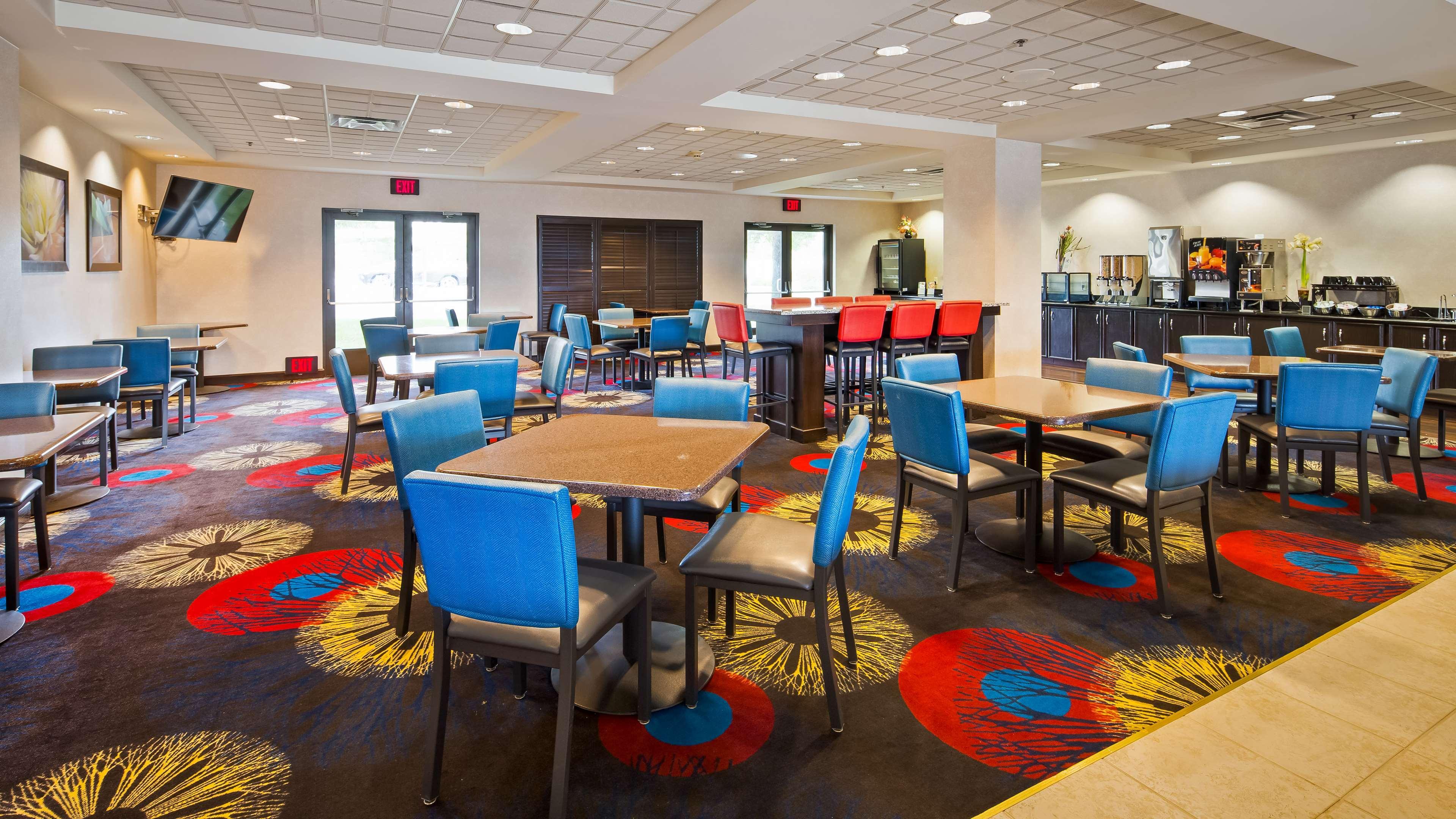 Comfort Inn Saint Paul East Oakdale Buitenkant foto
